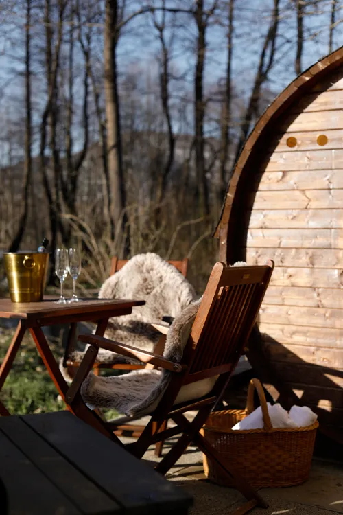 Outdoor sauna lounge