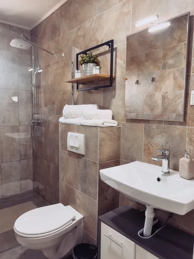 Double Room (Gold) - 10