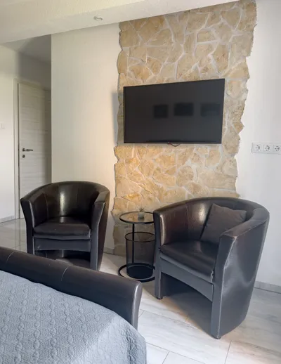 Double Room (Stone) - 5