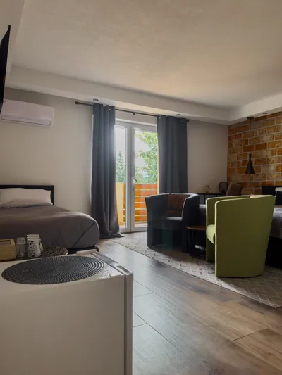 Double Room (Brick) - 5