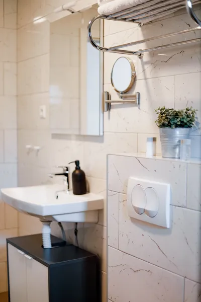 Double Room (Silver) - 9